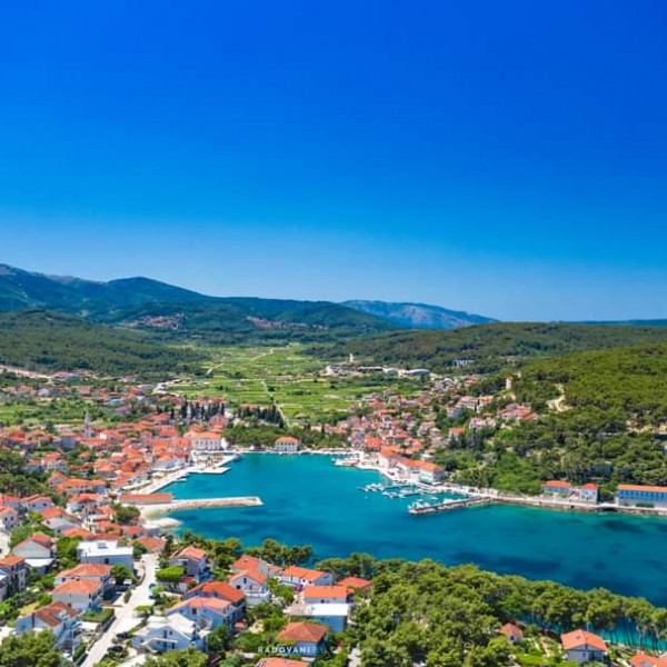 Apartmani &Scaron;tambuk, Apartments &Scaron;tambuk, Jelsa- Hvar, Croatia Jelsa